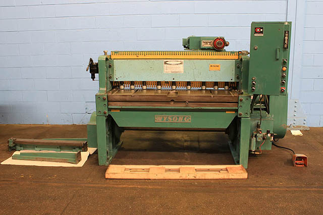 10 GA x 52" WYSONG ... SHEET METAL SHEAR